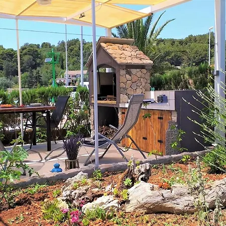 Guest house Art Amphora Studio And 3*