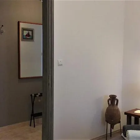 Art Amphora Studio And Guest house 3*